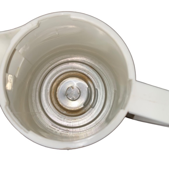 VTG Valiant Coffee Maker Set with Carrying Case - Picture 7 of 16